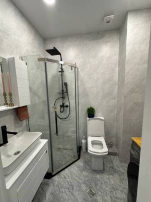 ფოტო 1: ქირავდება დიდ დიღომში ტოიოტას ცენტრის უკან