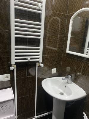 ფოტო 4: ქირავდება ერთოთახიანი ბინა