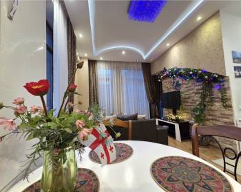 ბინა მთაწმინდაზე