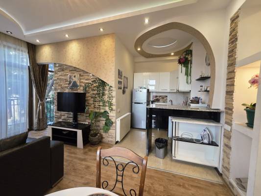 ფოტო 10: ბინა მთაწმინდაზე