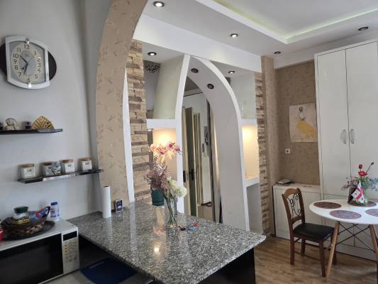 ფოტო 16: ბინა მთაწმინდაზე