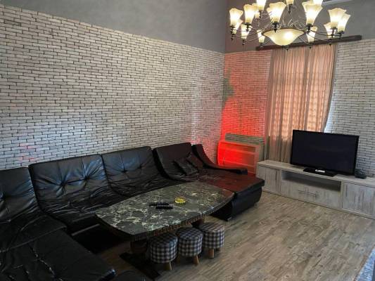 ფოტო 1: ქირავდება ბინა ბათუმში