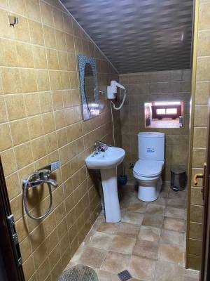 ფოტო 4: ქირავდება ბინა ბათუმში