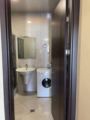 ფოტო 3: ქირავდება ბინა დღიურად ბათუმში