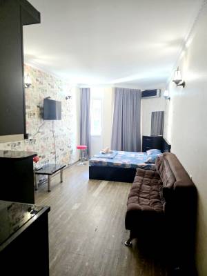 ფოტო 8: ქირავდება ბინა დღიურად ბათუმში