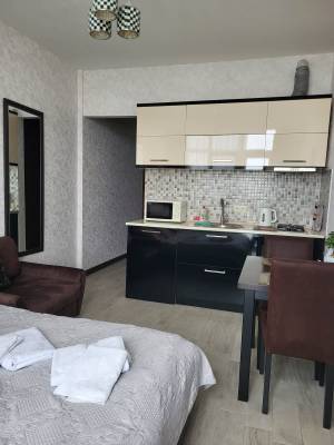 ფოტო 1: ქირავდება ბინა დღიურად ბათუმში