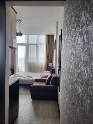 ფოტო 5: ქირავდება ბინა დღიურად ბათუმში