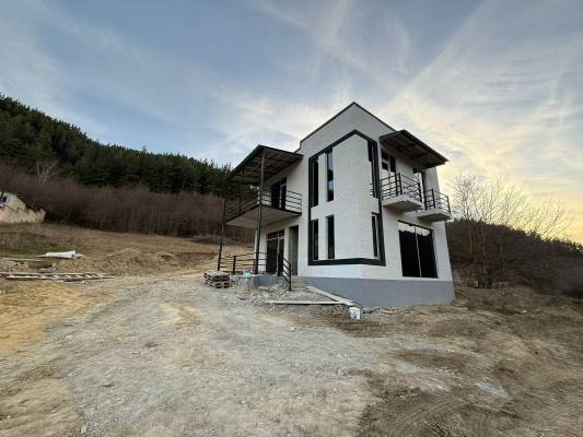 ფოტო 1: ქირავდება კერძო სახლი გორში