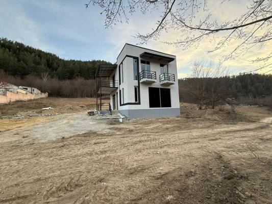 ფოტო 6: ქირავდება კერძო სახლი გორში