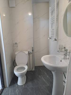 ფოტო 3: ქირავდება აპარტამენტი სტუდიო