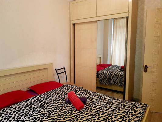 ფოტო 2: ქირავდება მყუდრო ბინა