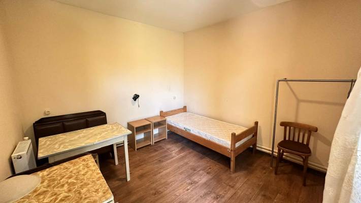 ფოტო 1: ქირავდება ერთი ოთახი საცხოვრებელი ფართი