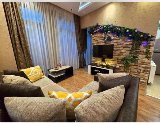 ფოტო 1: მყუდრო ბინა დღიურად რუსთაველის გამზირზე,  მთაწმინდა