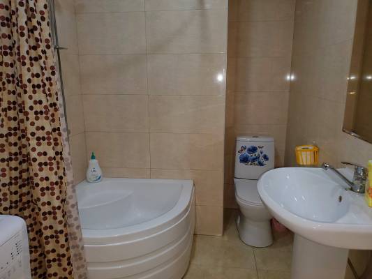 ფოტო 6: ქირავდება მყუდრო ბინა ნუცუბიძის ქუჩაზე