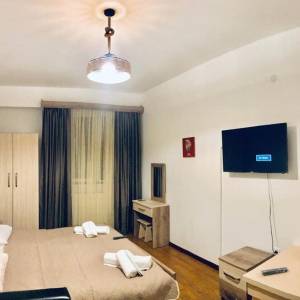 ქირავდება ბინა ბაკურიანში