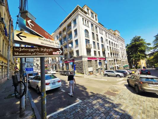 ფოტო 8: ქირავდება 2 ოთახიანი ბინა მთაწმინდაზე