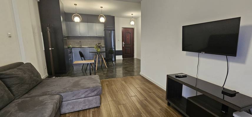 ფოტო 1: ქირავდება ბინა ვარკეთილში