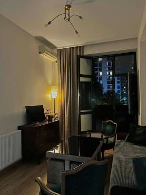 ფოტო 10: ქირავდება,