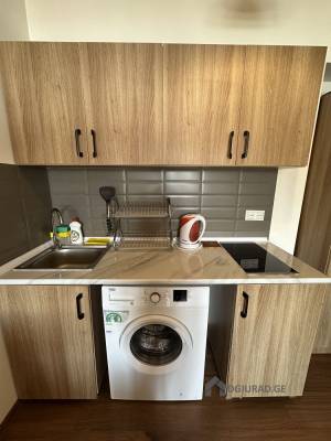 ფოტო 8: თავისუფალია 13 იანვრიდან