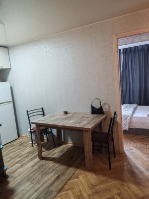 ფოტო 4: ქირავდება ბინა საბურთალოზე