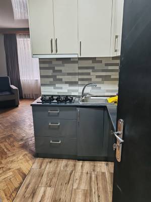 ფოტო 3: ქირავდება ბინა საბურთალოზე