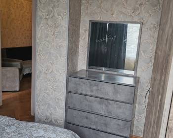 ქირავდება ბინა საბურთალოზე