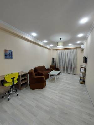 ფოტო 2: ქირავდება დღიურად და საათობრივად 2 ოთახიანი ბინა დიდ დიღომში