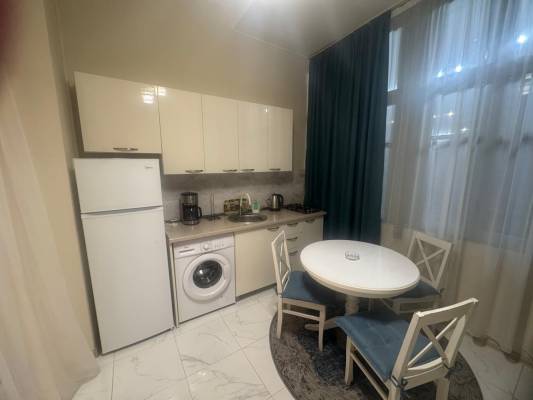 ფოტო 4: ქირავდება ბინა სოლოლაკში