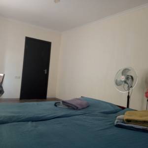 ქირავდება ზუგდიდში კერძო სახლში ორ ოთახიანი ბლოკი