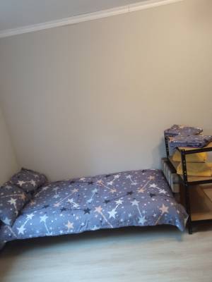 ფოტო 3: ქირავდება ზუგდიდში კერძო სახლში ორ ოთახიანი ბლოკი