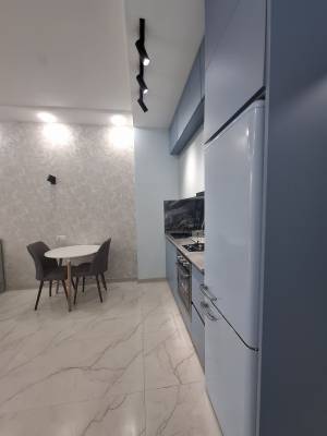 ფოტო 9: ქირავდება ბინა ბათუმში