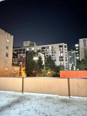 ფოტო 6: ქირავდება,  ს. ცინცაძეს N -9„