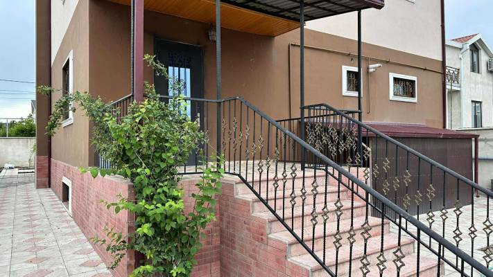 ფოტო 9: ქირავდება კერძო სახლი ჩუღურეთში