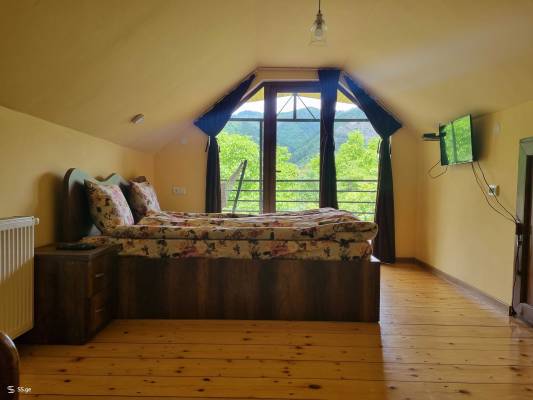 ფოტო 9: ქირავდება ორ ოთახიანი აპარტამენტი მთის პანორამული ხედით