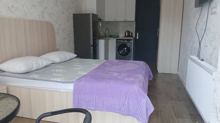 ფოტო 2: ქირავდება აპარტამენტი სტუდიო