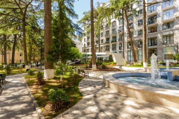 ფოტო 5: ბინა თავისუფლების მოედანთან