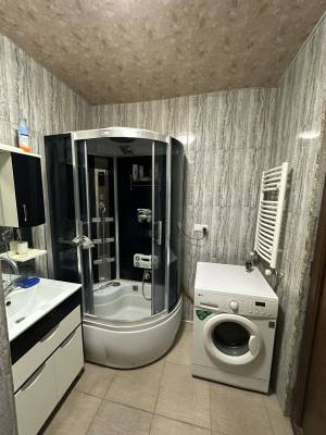 ფოტო 5: ქირავდება 2 ბინა დღიურად საბურთალოზე