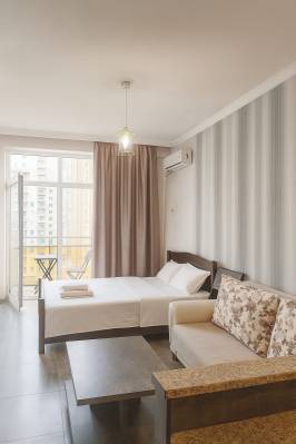 ფოტო 1: ქირავდება 1 ოთახიანი ბინა დღიურად საბურთალოზე