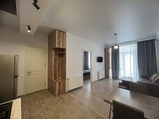 ფოტო 2: ქირავდება ბინა ბაკურიანში