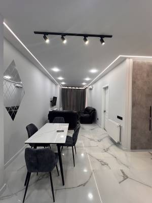 ფოტო 20: ქირავდები  კომფორტული   სუფთა  და  მოწესრიგებული  ბინა