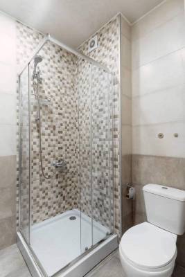 ფოტო 8: მაკდონალდსთან სტუდიო ბინა დღიურად