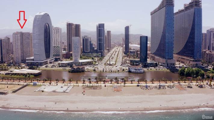 ფოტო 12: მაკდონალდსთან სტუდიო ბინა დღიურად