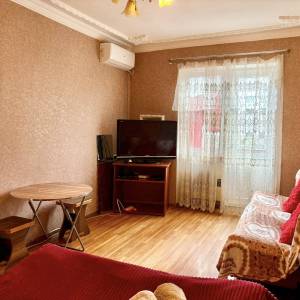 დღიურა დ. ქირავდება ერთოთახიანი ბინდა ქუთაისში