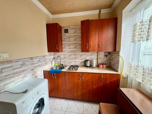 ფოტო 5: დღიურა დ. ქირავდება ერთოთახიანი ბინდა ქუთაისში