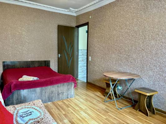 ფოტო 3: დღიურა დ. ქირავდება ერთოთახიანი ბინდა ქუთაისში