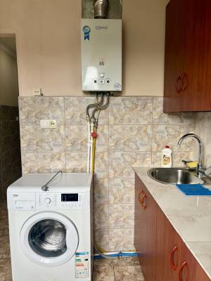 ფოტო 5: დღიურა დ. ქუთაისში ქირავდება ერთოთახიანი ბინა