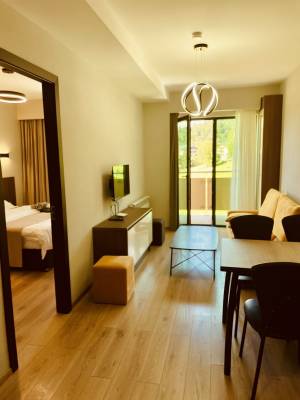 ფოტო 2: კრისტალ რეზიდენსი