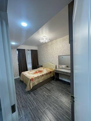 ფოტო 2: დღიურად საბურთალოზე გაგარინის 18