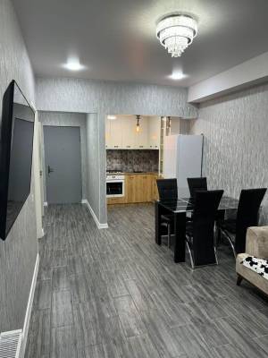 ფოტო 3: დღიურად საბურთალოზე გაგარინის 18