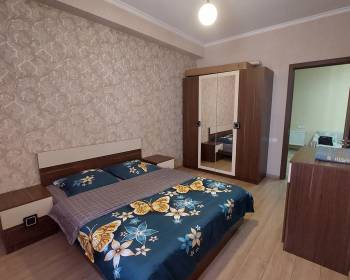 ქირავდება დღიურად და საათობრივად 3 ოთახიანი ბინა დიდ დიღომში